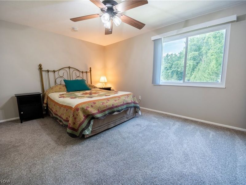 26674 Lake Of The Falls Boulevard, Olmsted Falls, OH 44138 Photo 24