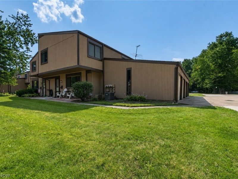 26674 Lake Of The Falls Boulevard, Olmsted Falls, OH 44138 Photo 33