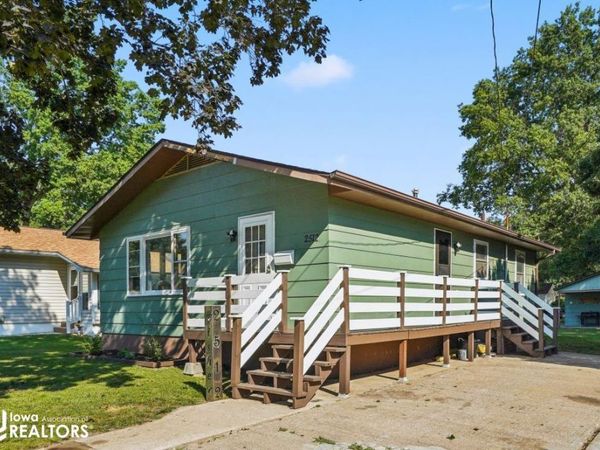 2512 Kirkwood Street, Burlington, IA 52601