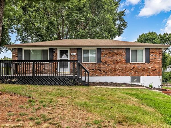 4024 N Spruce Avenue, Kansas City, MO 64117