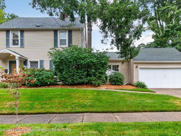 936 Green Street, Lansing, MI 48906