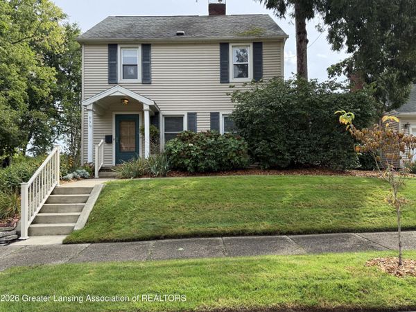 936 Green Street, Lansing, MI 48906