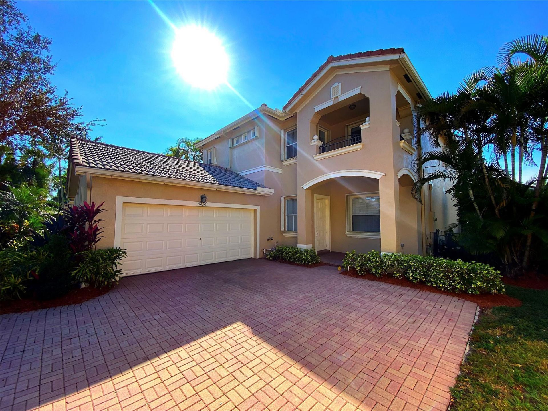 5830 NW 119th Drive, Coral Springs, FL 33076 Photo