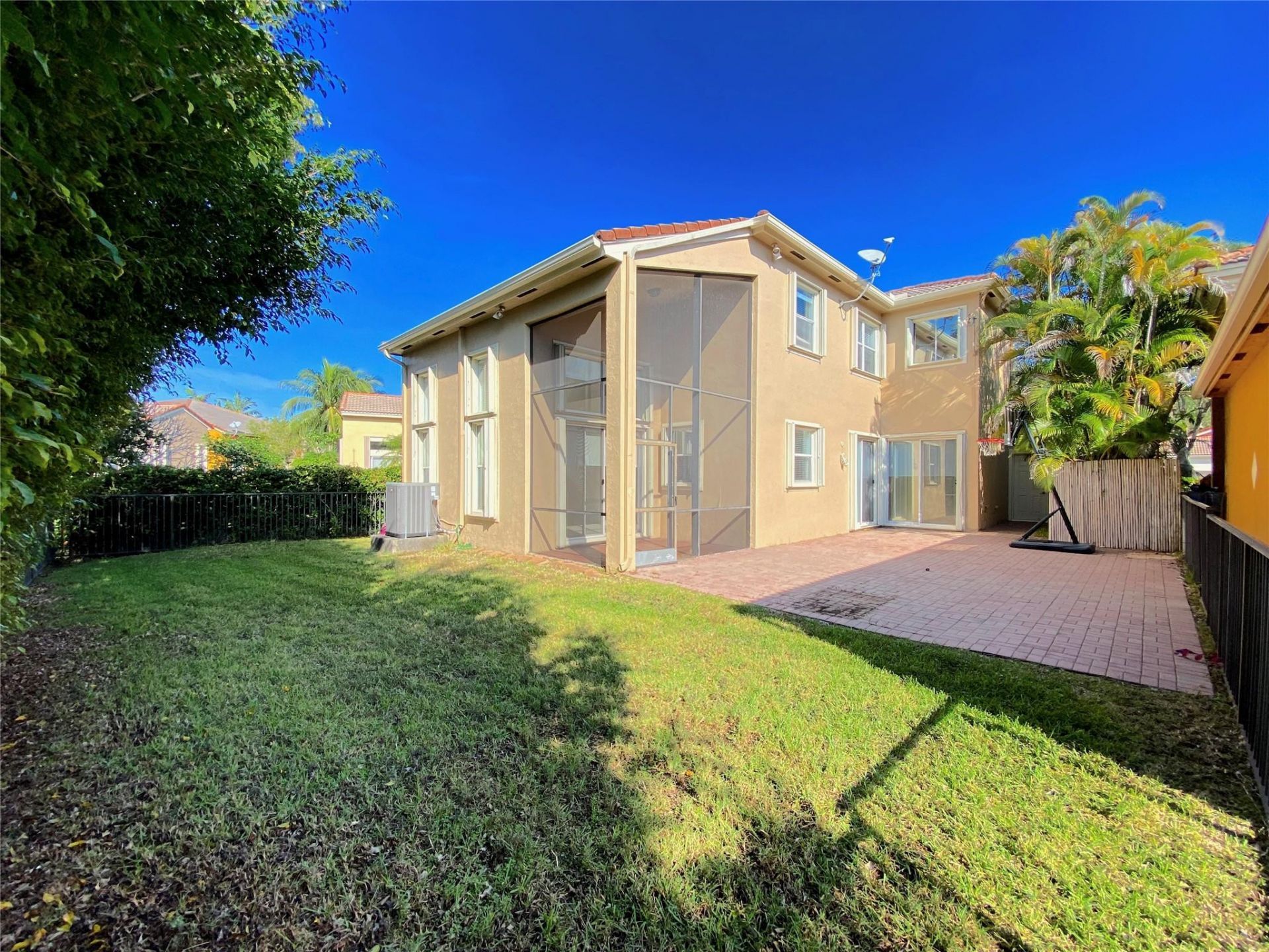 5830 NW 119th Drive, Coral Springs, FL 33076 Photo