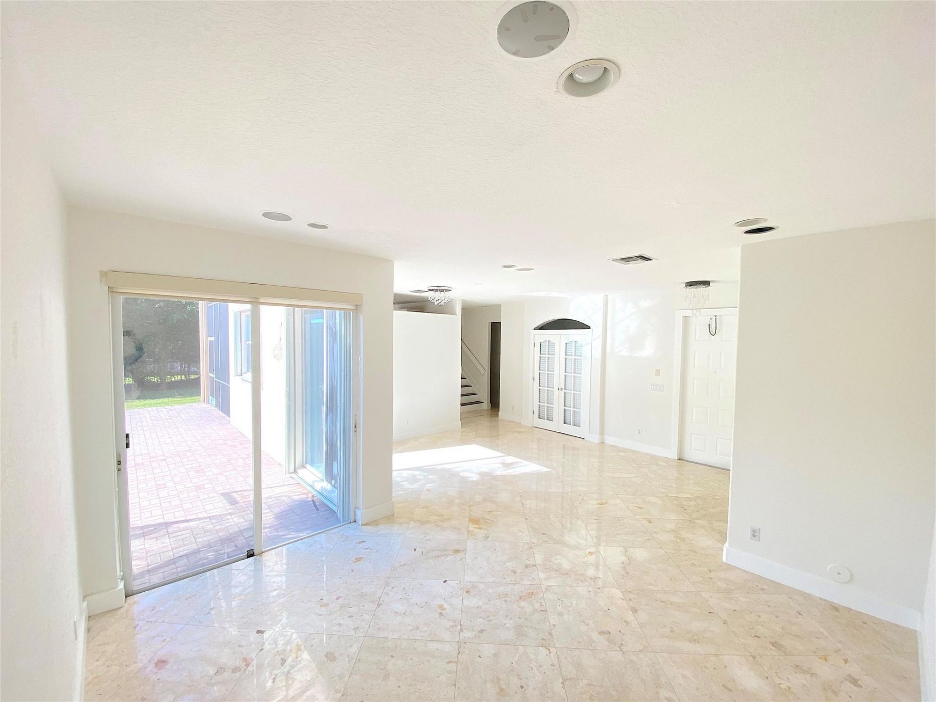 5830 NW 119th Drive, Coral Springs, FL 33076 Photo