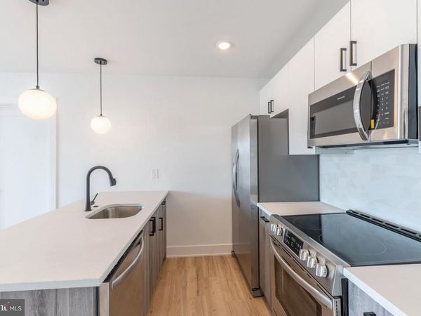 629 W GIRARD AVENUE , Unit 502, PHILADELPHIA, PA 19123