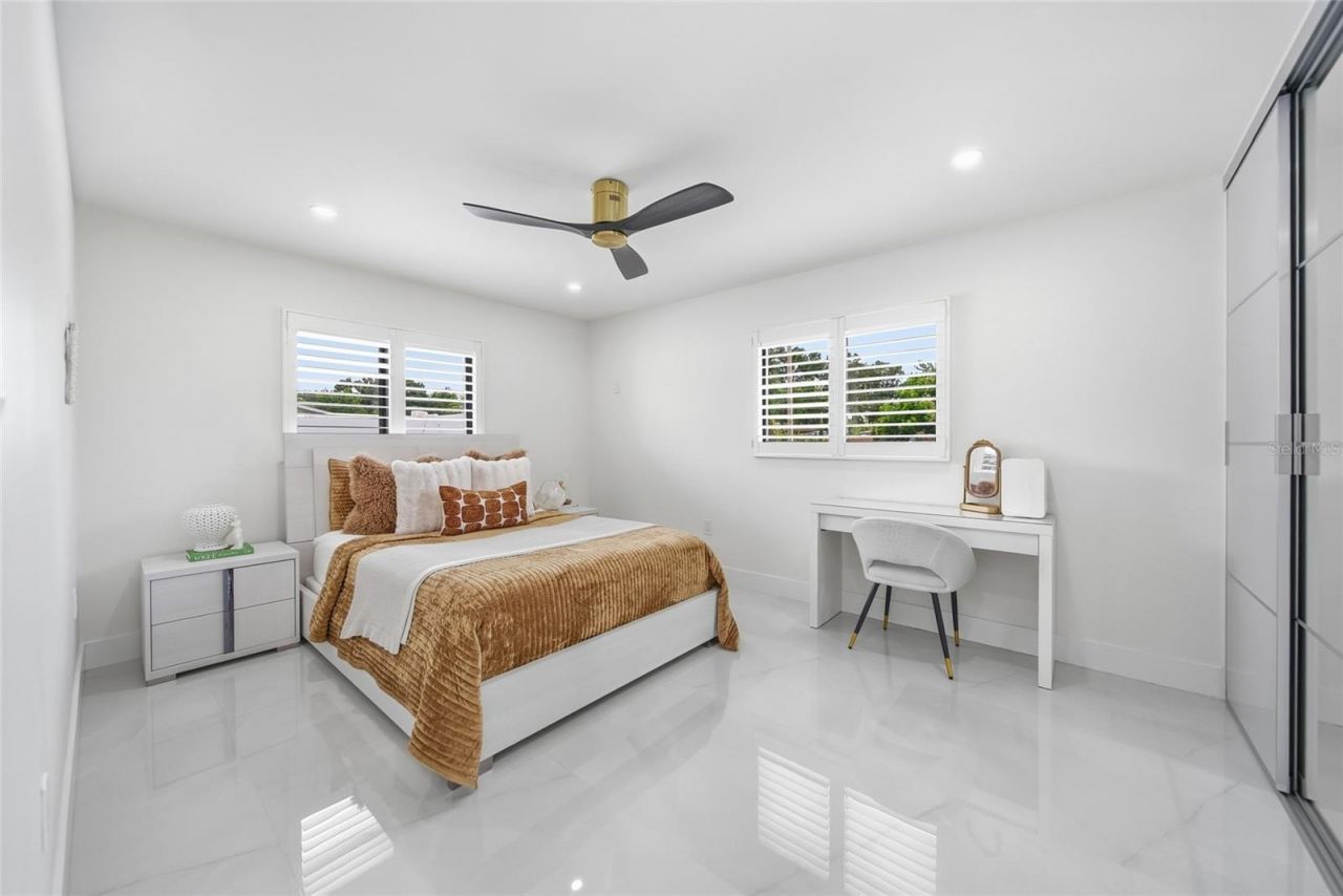 6013 45th Avenue N, Kenneth City, FL 33709 Photo