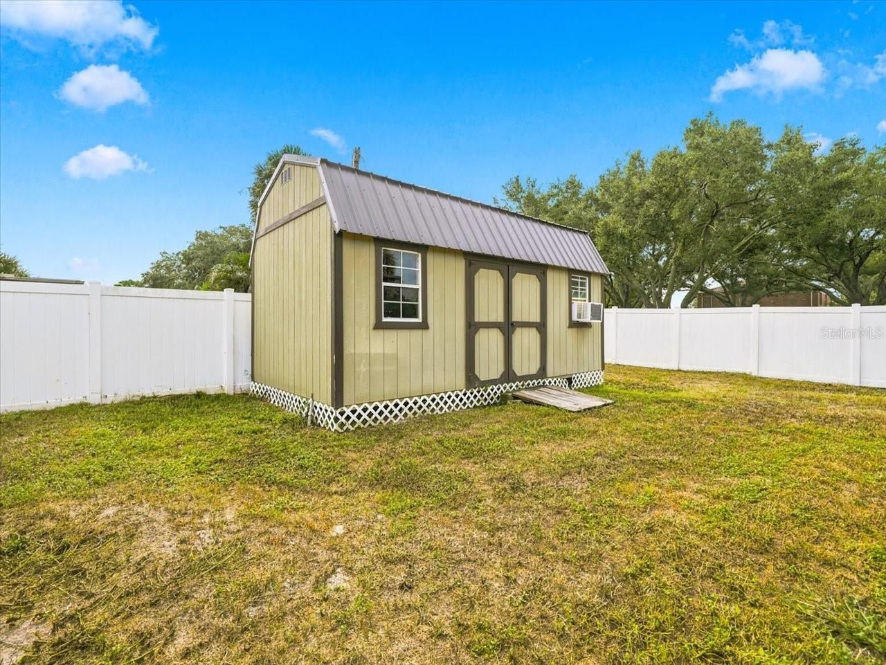 7022 Arbor View Lane, New Port Richey, FL 34653 Photo