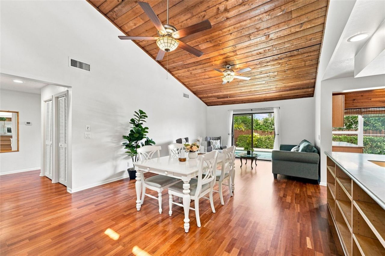 2555 Sweetgum Way W, Clearwater, FL 33761 Photo