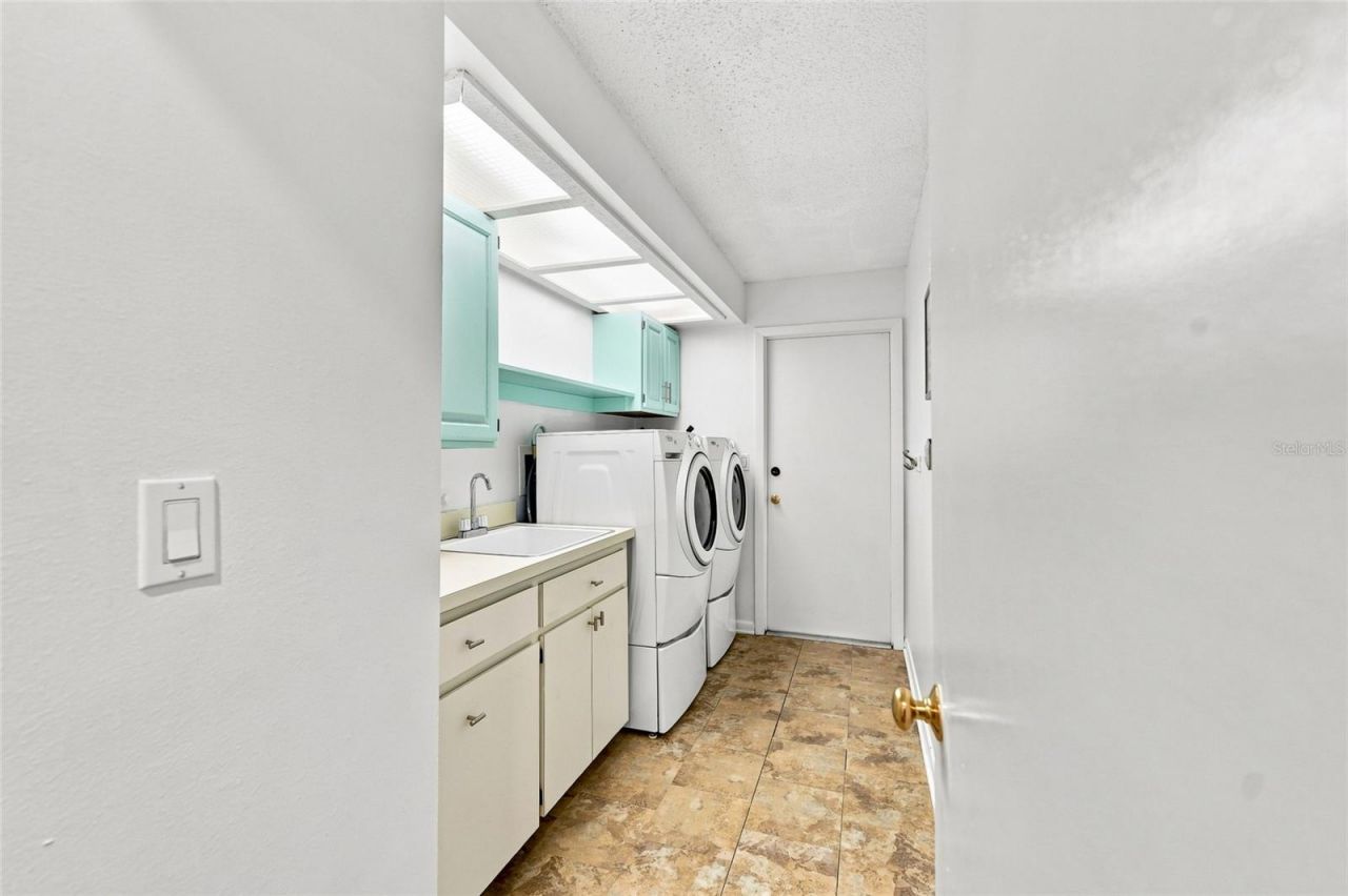 2555 Sweetgum Way W, Clearwater, FL 33761 Photo