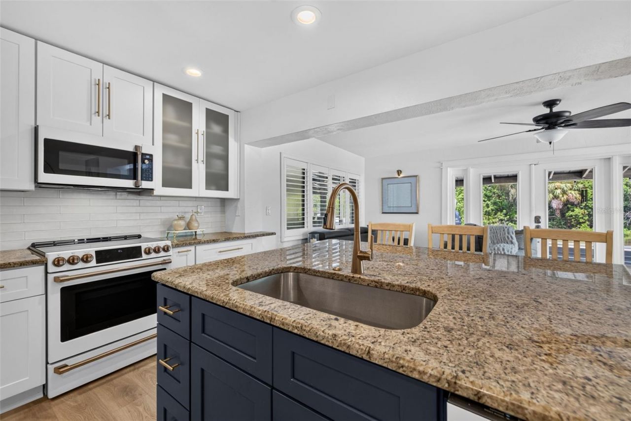 491 79th Avenue Ne, Saint Petersburg, FL 33702 Photo