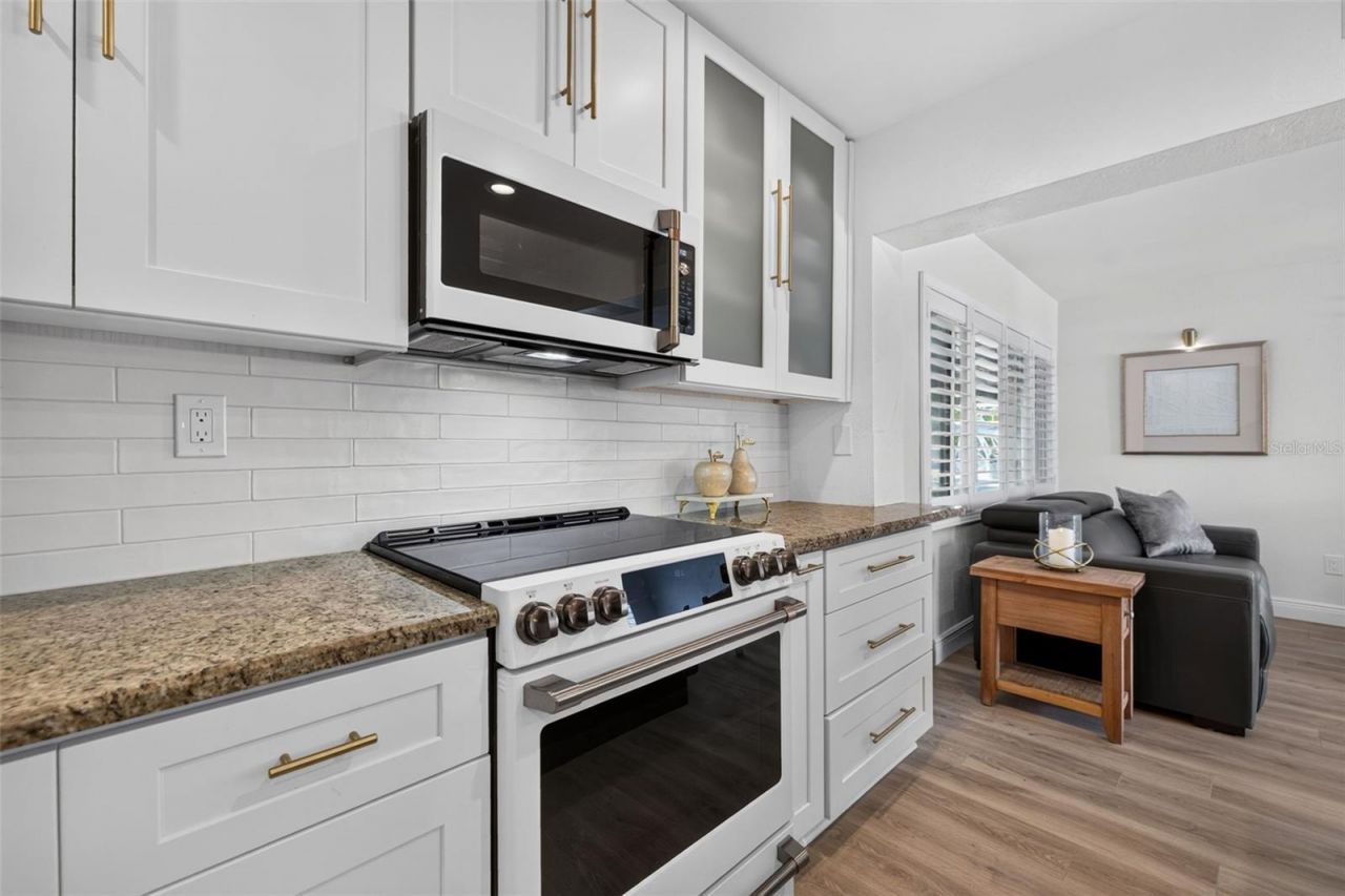 491 79th Avenue Ne, Saint Petersburg, FL 33702 Photo
