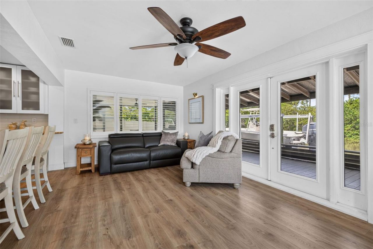 491 79th Avenue Ne, Saint Petersburg, FL 33702 Photo