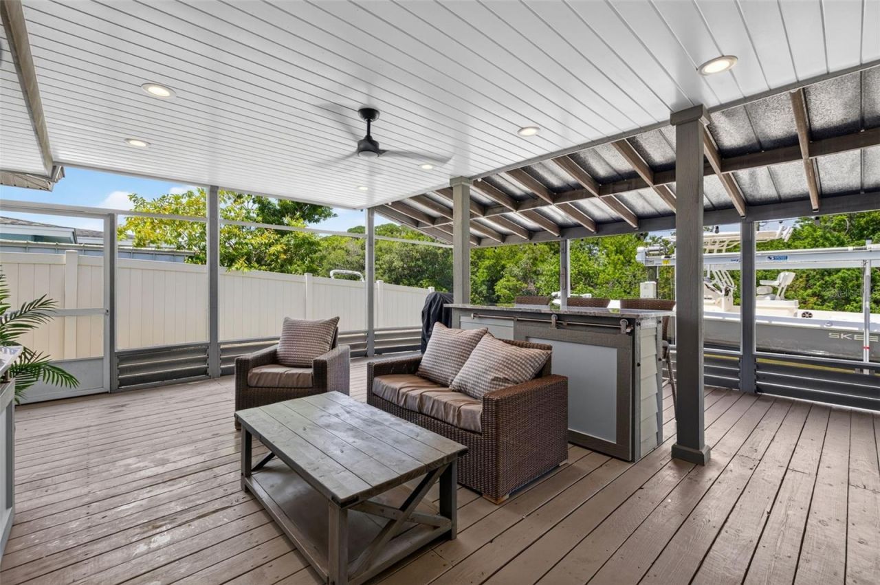 491 79th Avenue Ne, Saint Petersburg, FL 33702 Photo