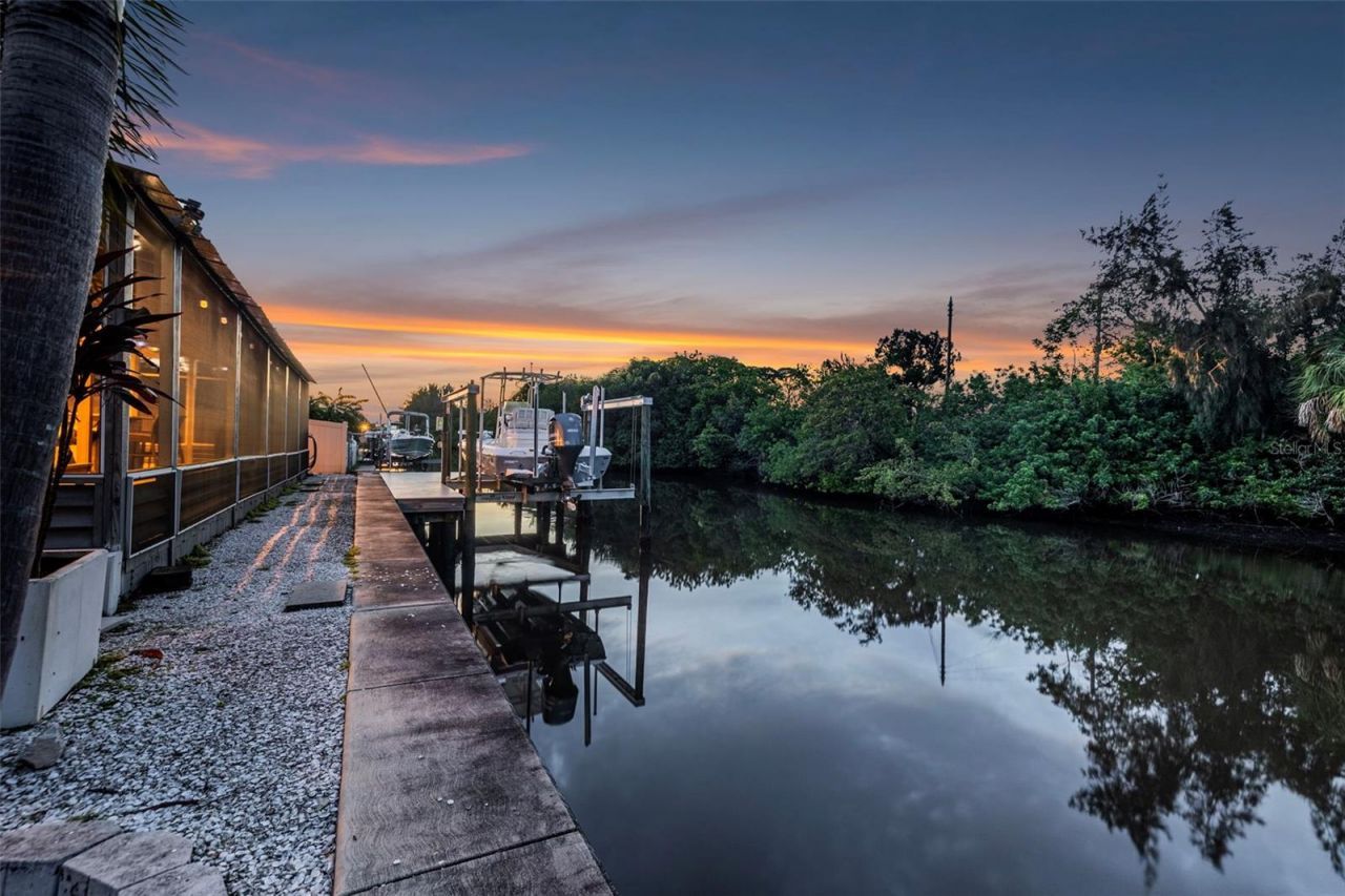 491 79th Avenue Ne, Saint Petersburg, FL 33702 Photo