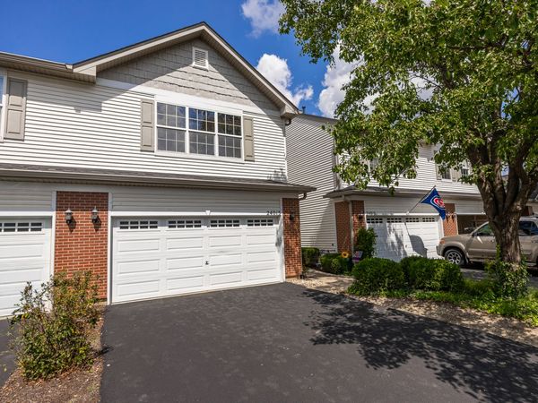 24013 W Walnut Circle W, Plainfield, IL 60585