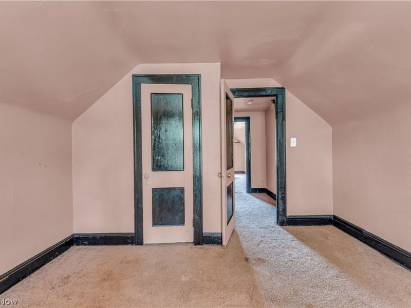 12504 Angelus Avenue, Cleveland, OH 44105 Photo 15