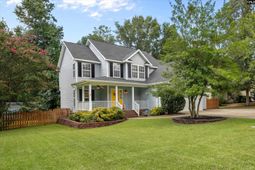300 High Bluff Lane  photo 4
