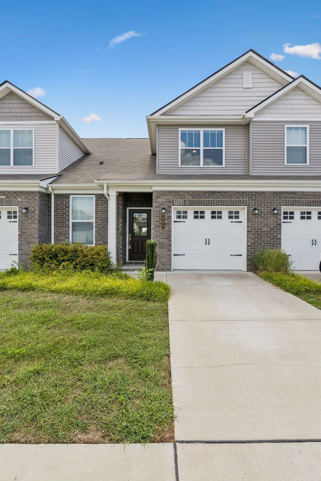 605 Birdie Dr  Spring Hill, TN 37174
