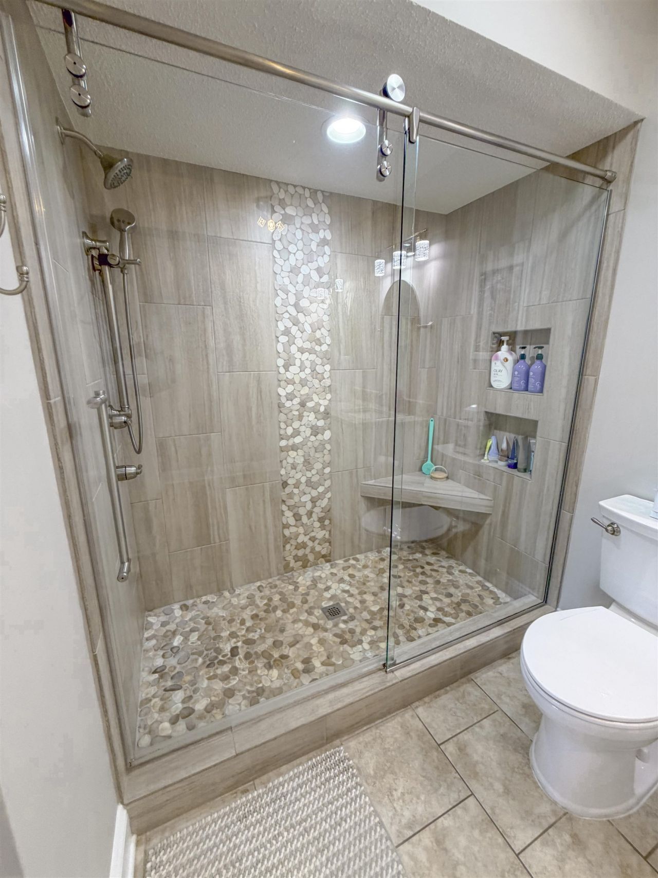 315 Wendover Ct. Photo 28