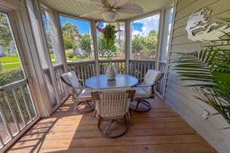 315 Wendover Ct. photo 4