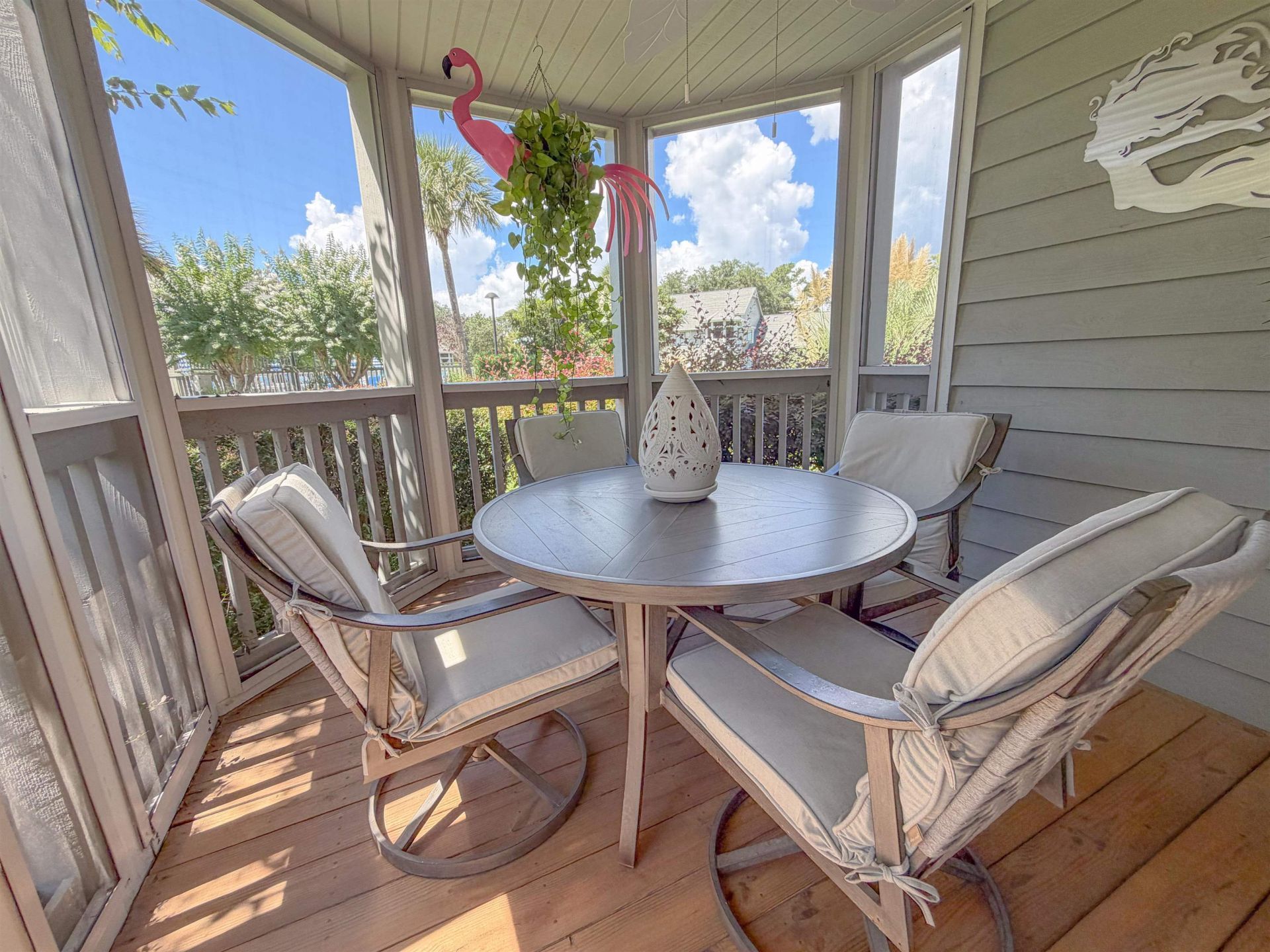 315 Wendover Ct. Photo 6