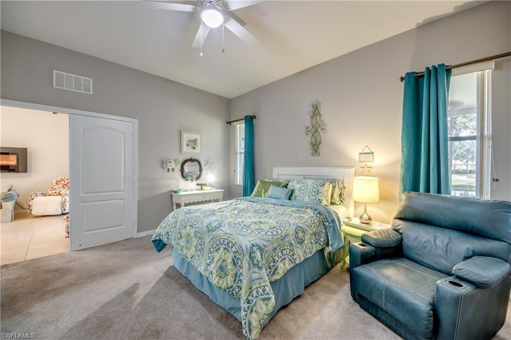 2569 Keystone Lake Dr, Cape Coral, FL 33909 Photo