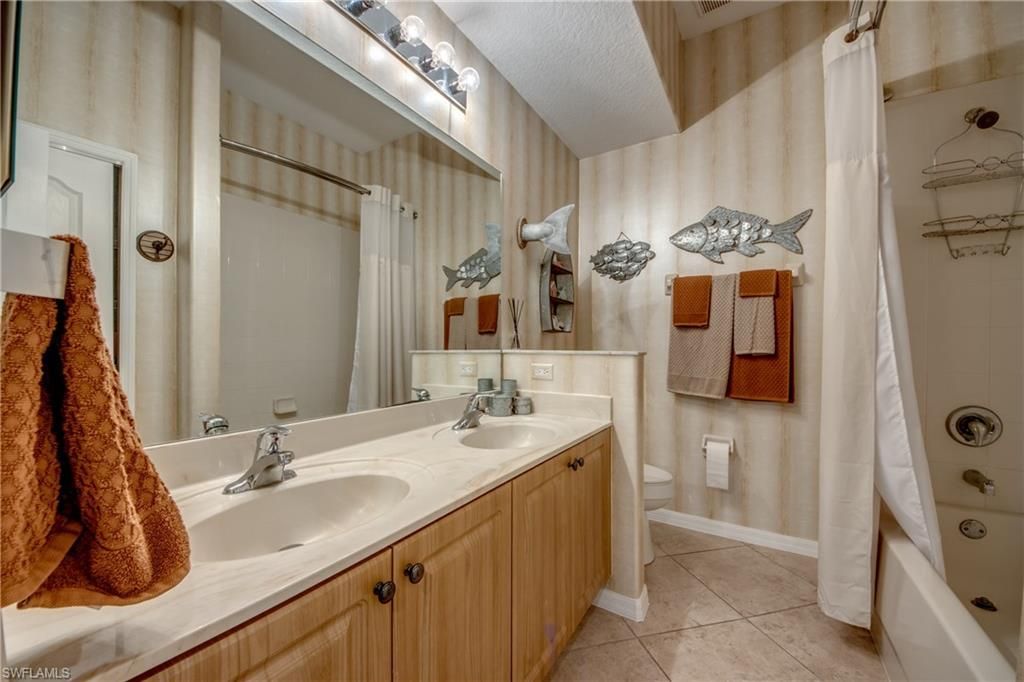 2569 Keystone Lake Dr, Cape Coral, FL 33909 Photo