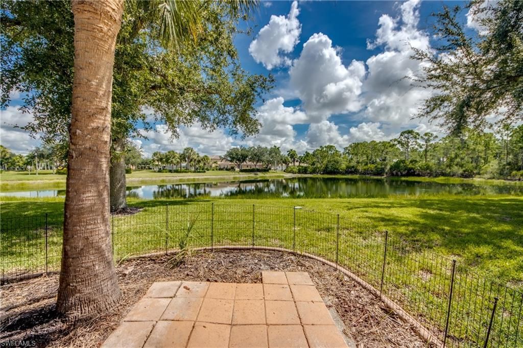 2569 Keystone Lake Dr, Cape Coral, FL 33909 Photo