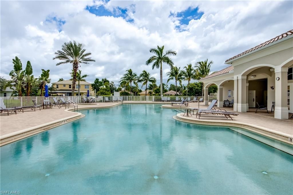 2569 Keystone Lake Dr, Cape Coral, FL 33909 Photo