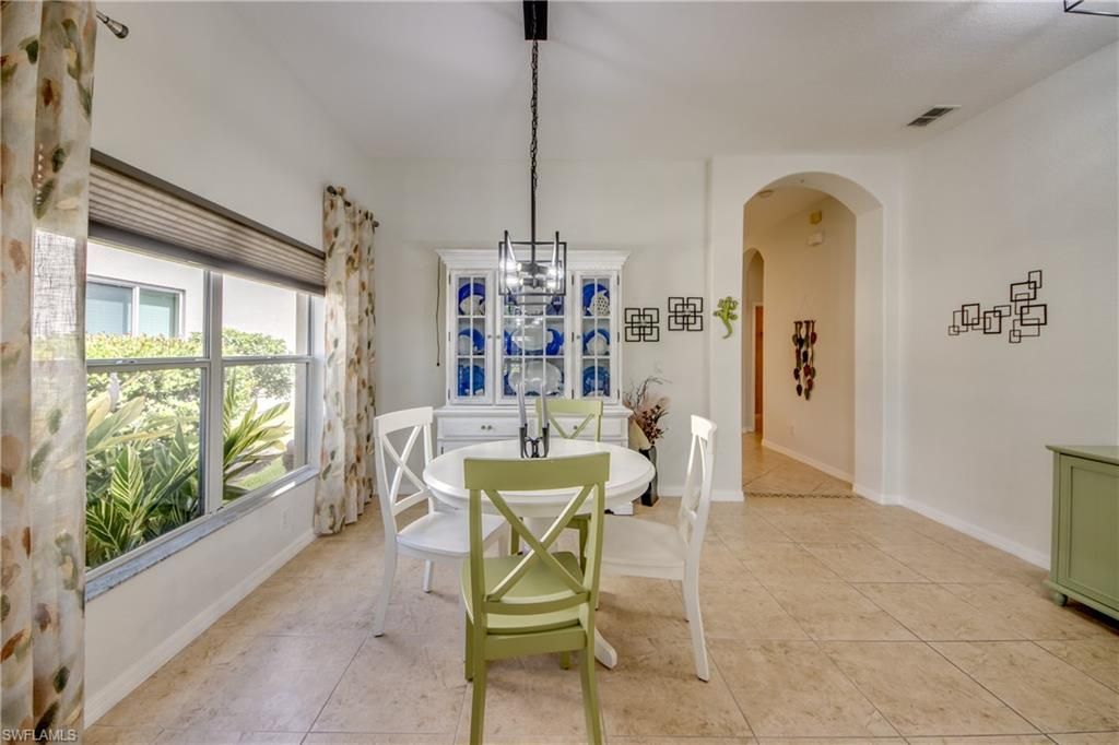 2569 Keystone Lake Dr, Cape Coral, FL 33909 Photo