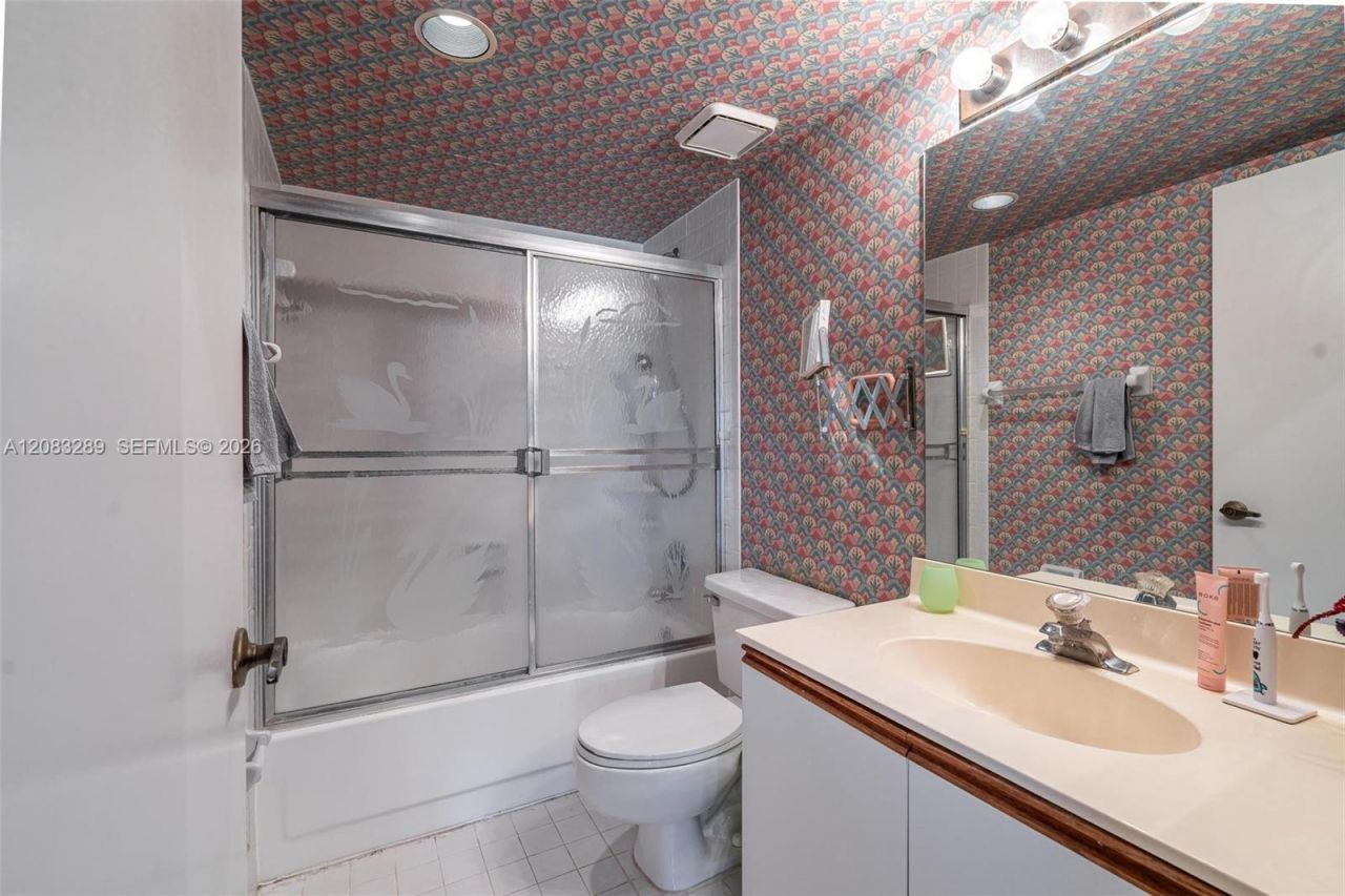 1427 SW 109th Way , Davie, FL 33324 Photo