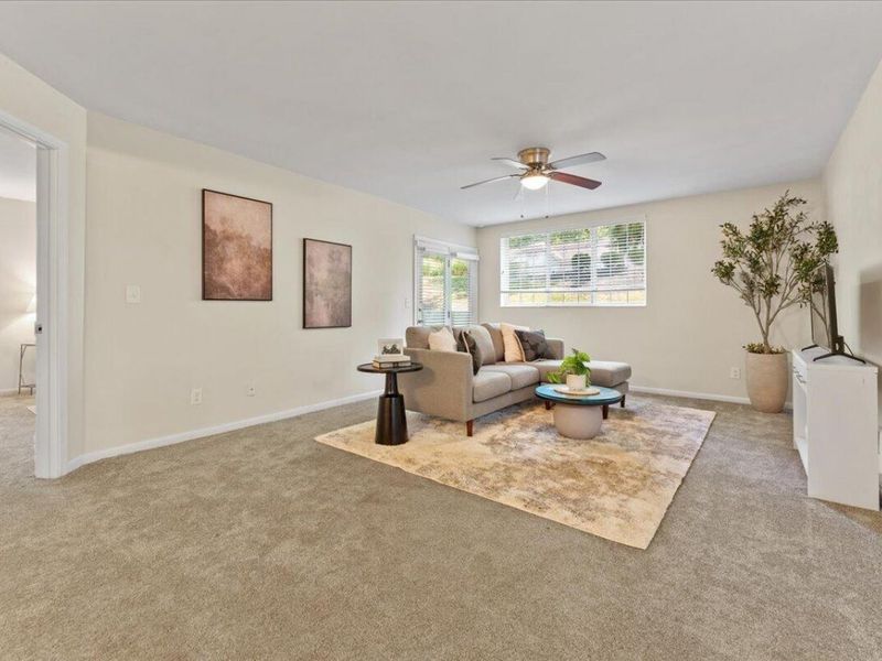 580 Cloverfield Lane, Unit 101, Fort Wright, KY 41011 Photo 2