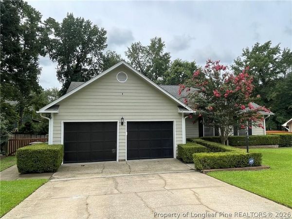 673 Georgetown Circle, Fayetteville, NC 28314