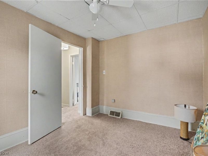 176 S Johnson Road, Sebring, OH 44672 Photo 13
