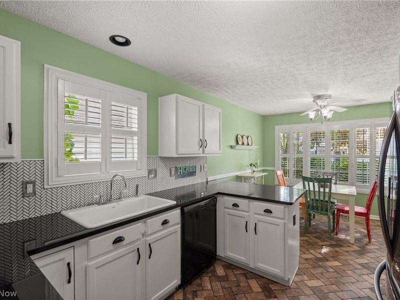 1412 Ledgewood Lane, Avon, OH 44011 Photo 14