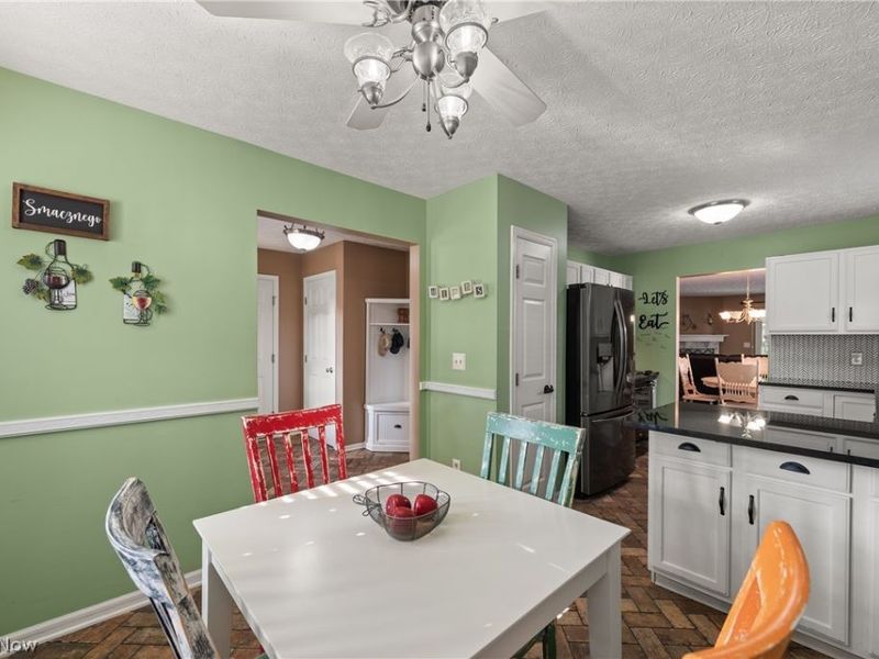 1412 Ledgewood Lane, Avon, OH 44011 Photo 17