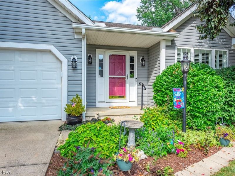 1412 Ledgewood Lane, Avon, OH 44011 Photo 4