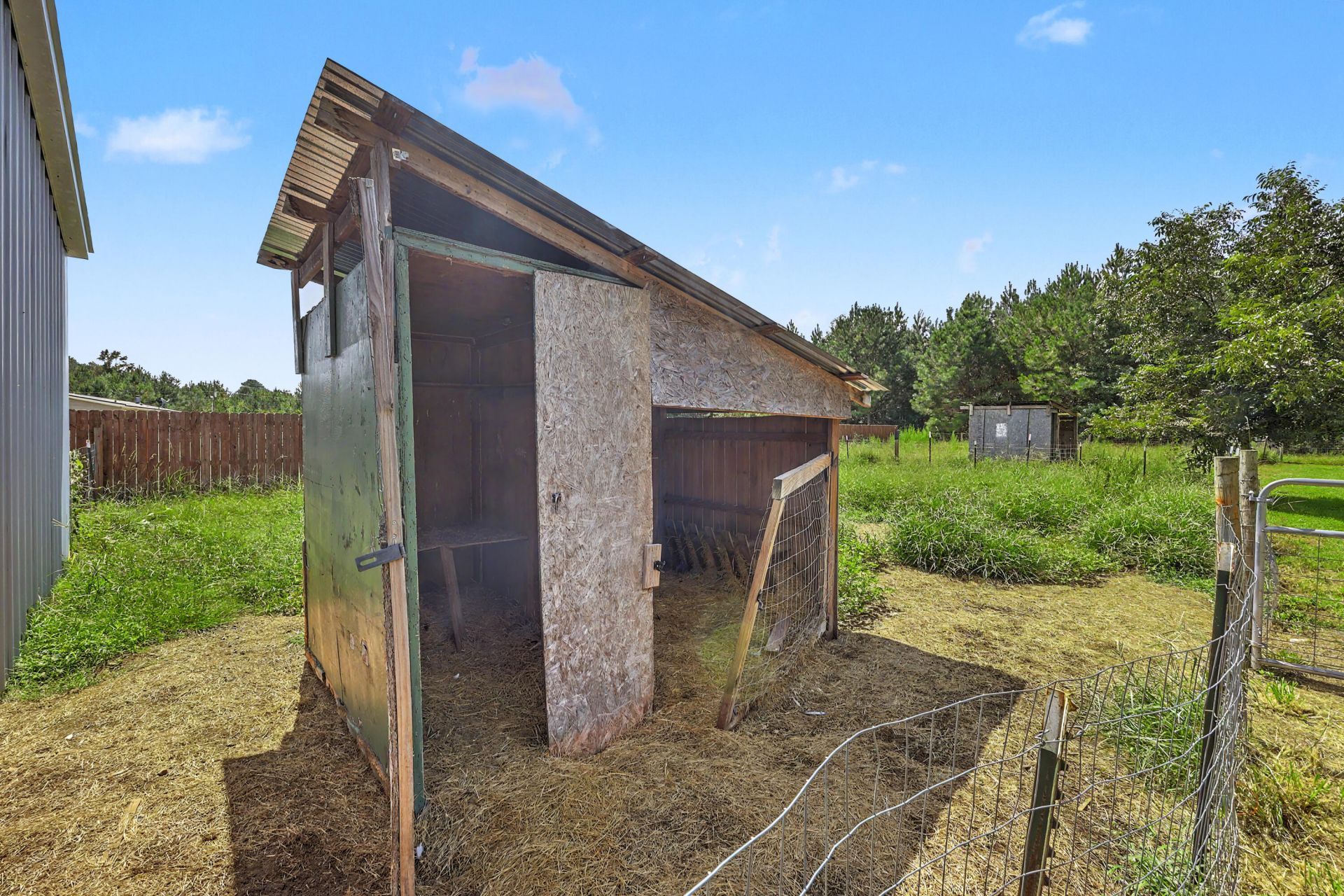 654 Second Texas Road Photo 20