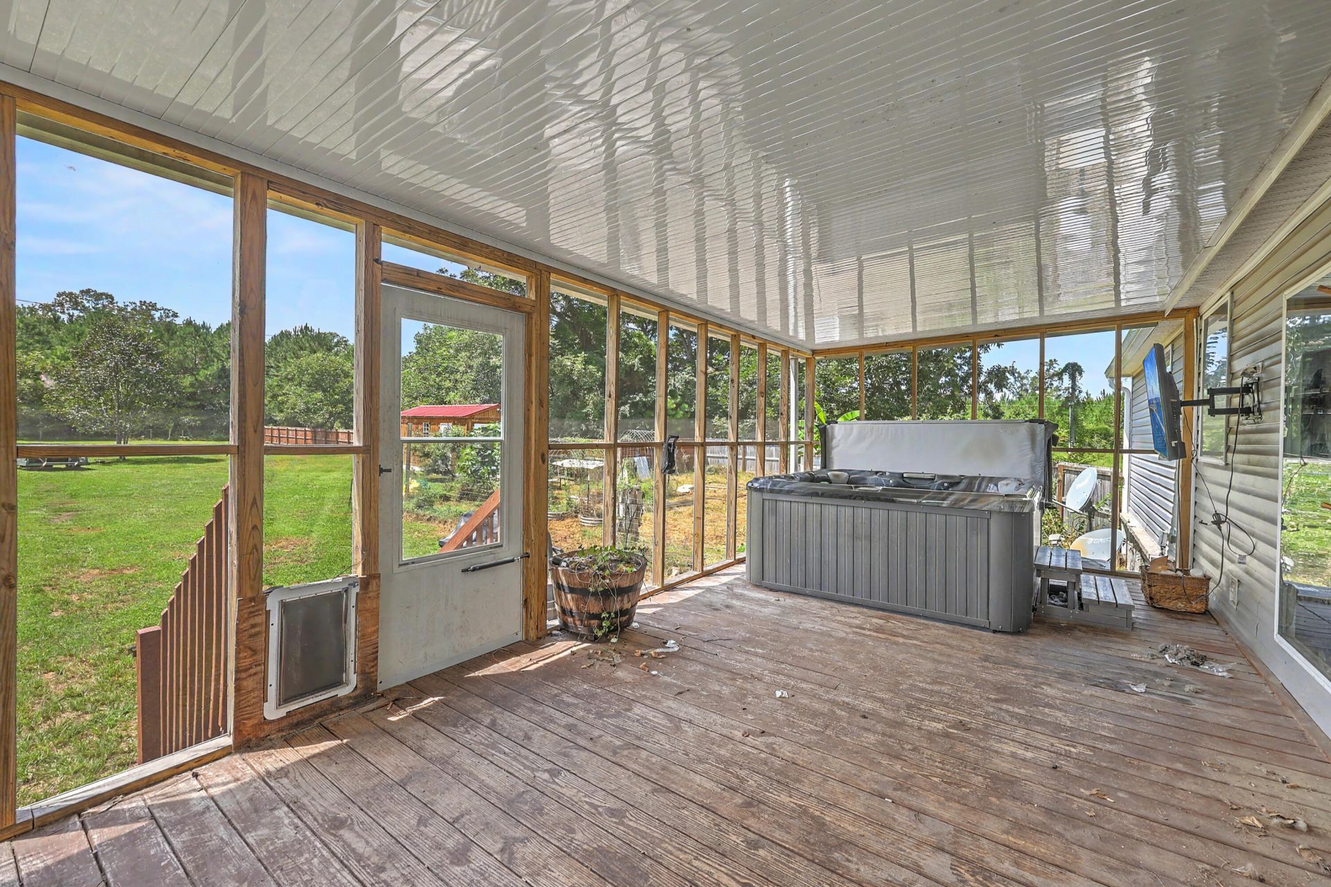 654 Second Texas Road Photo 26
