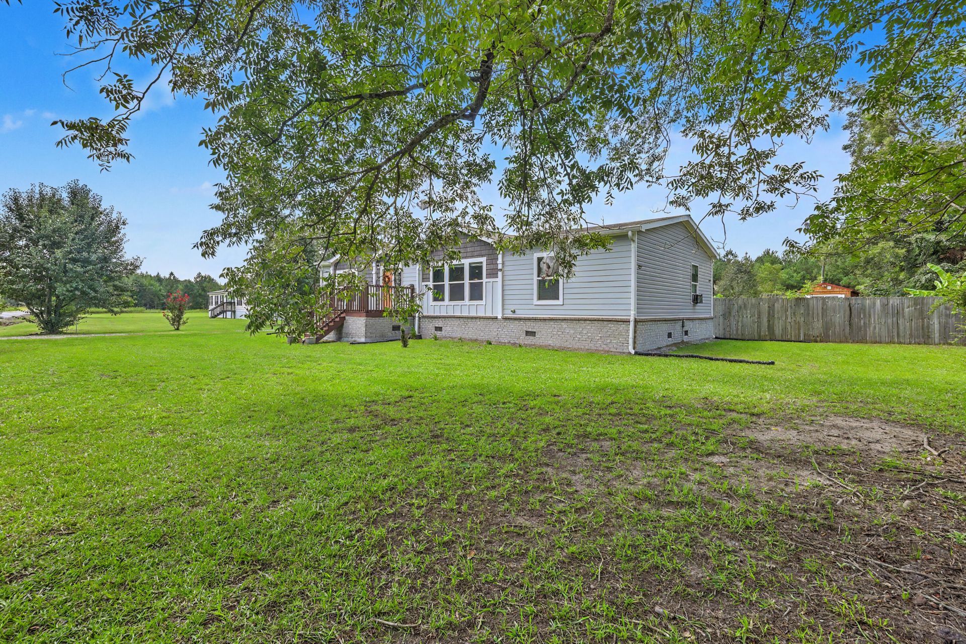 654 Second Texas Road Photo 36