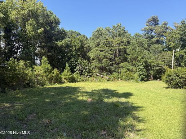 924 Main St Ext, Swansboro, NC 28584