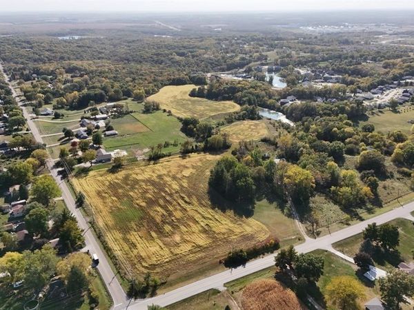 5917 SE 6th Avenue, Pleasant Hill, IA 50327