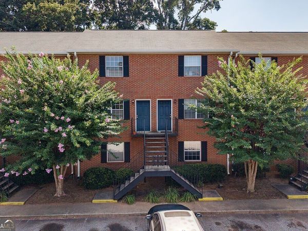 2165 S Milledge Avenue, Unit E4, Athens, GA 30605