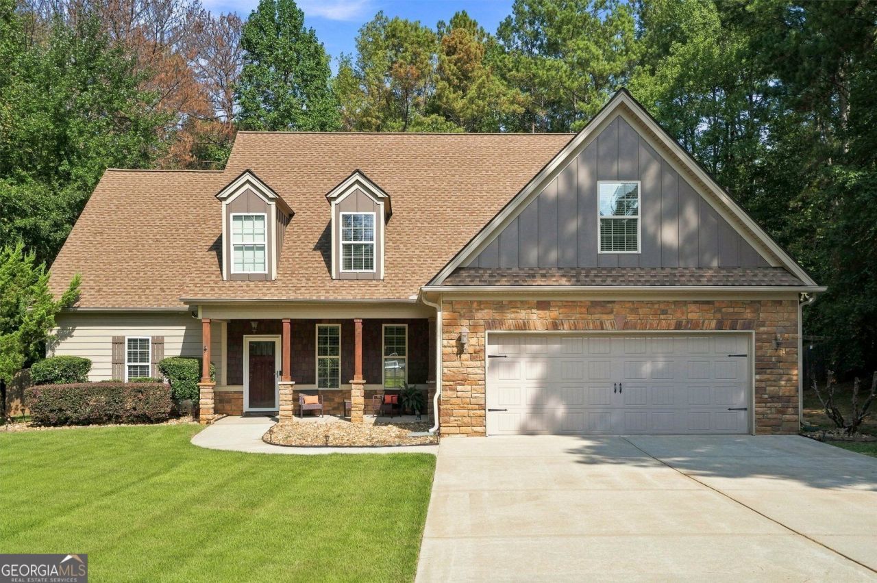 238 Cainbridge Park Drive, Newnan, GA 30263 Main Photo
