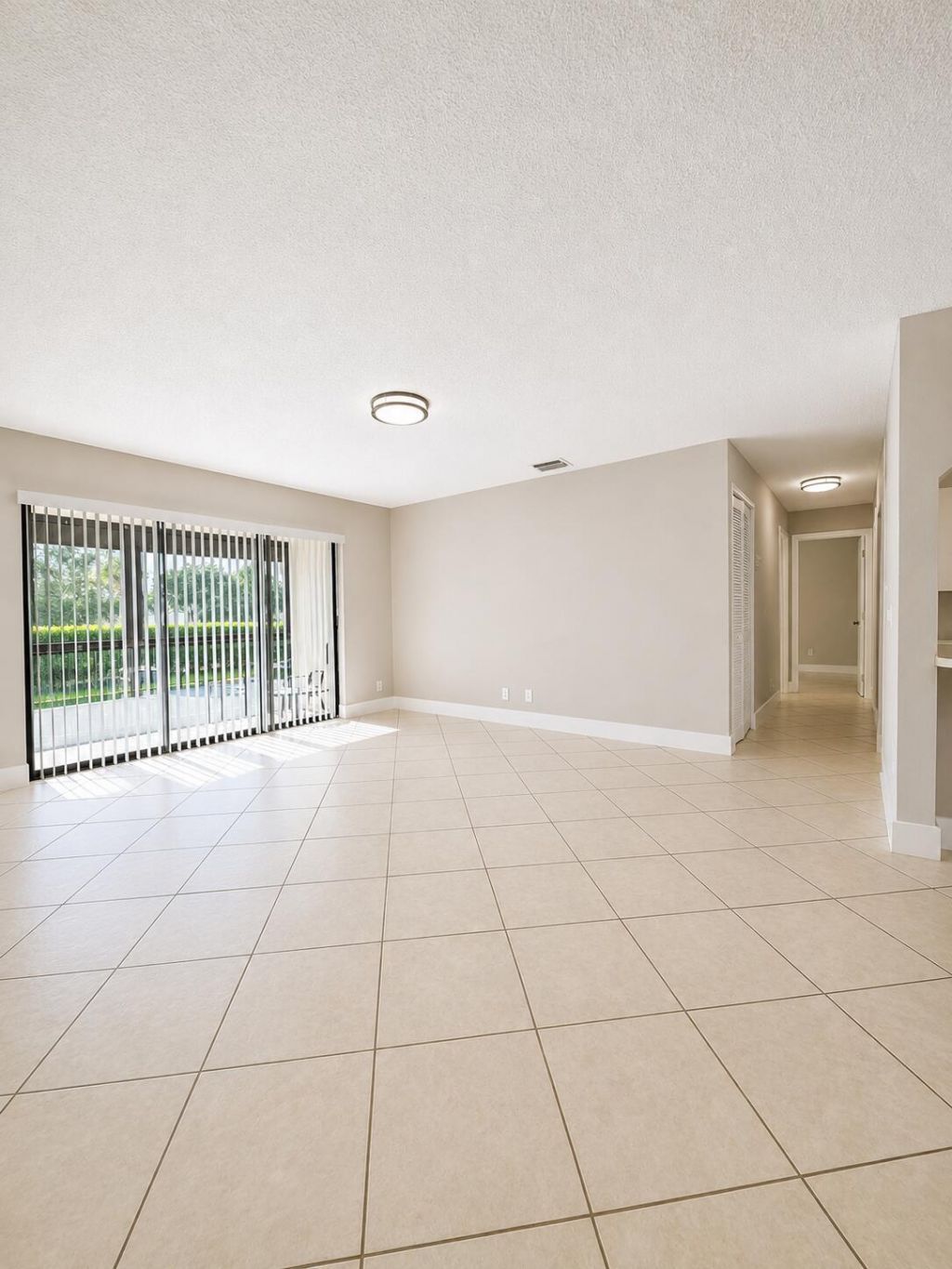 628 Sea Pine Way, Unit C2, Greenacres, FL 33415 Photo