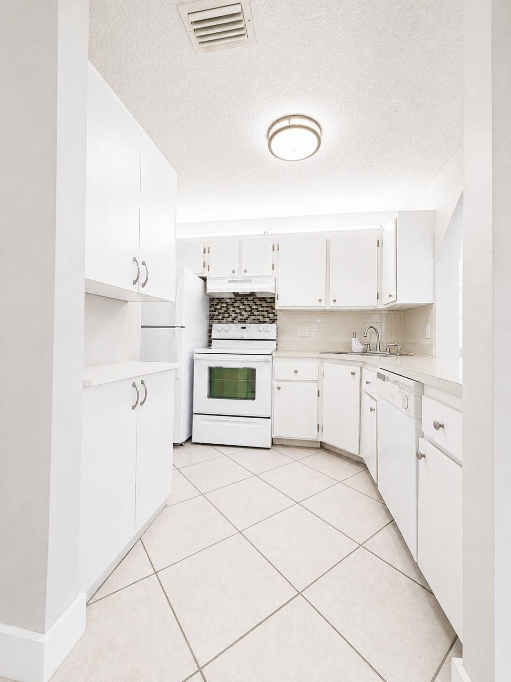 628 Sea Pine Way, Unit C2, Greenacres, FL 33415 Photo