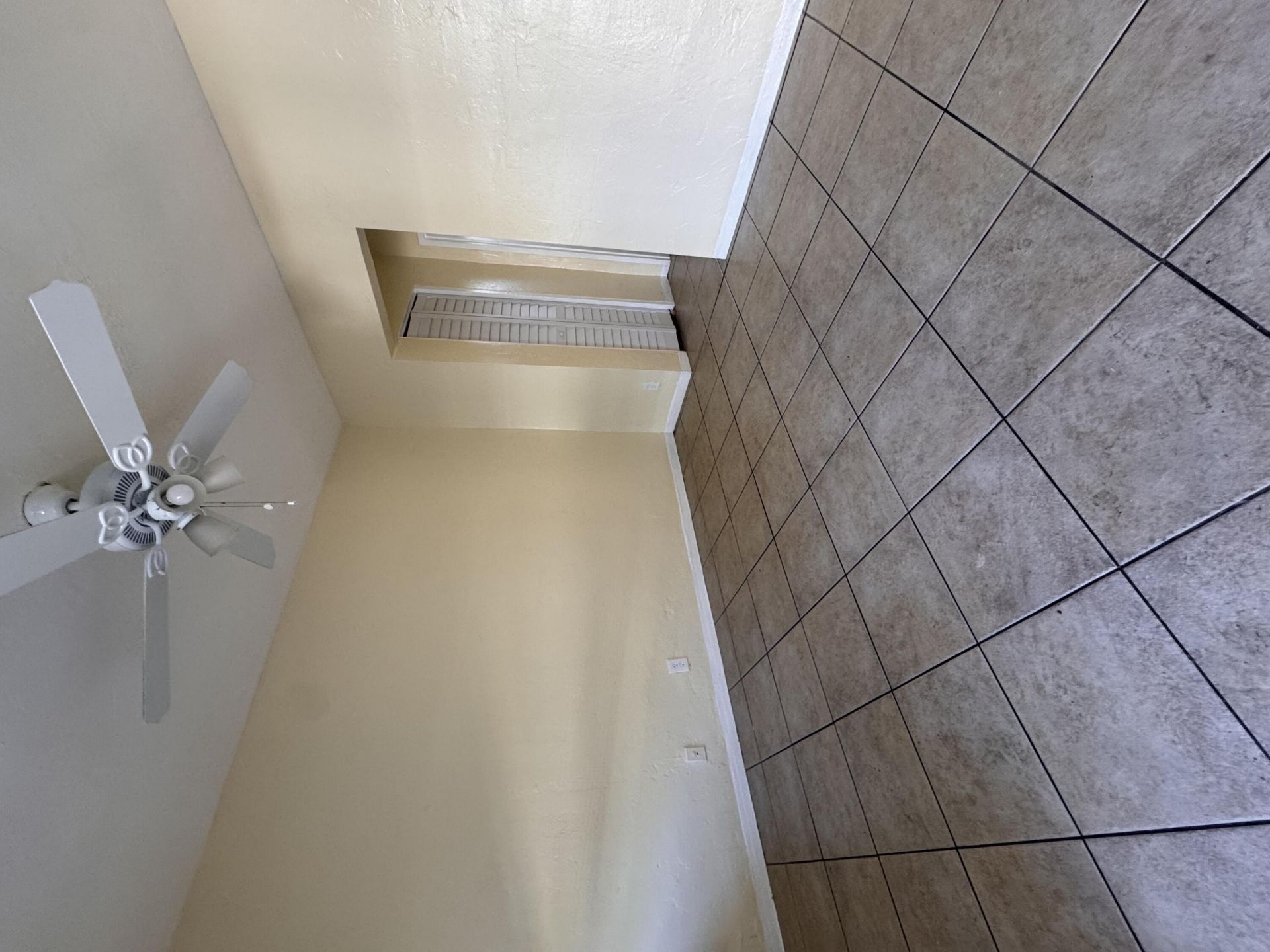 825 NW 10th Terrace, Unit 13, Fort Lauderdale, FL 33311 Photo
