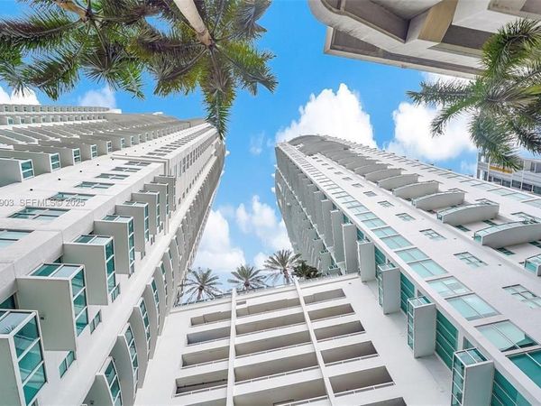 41 SE 5th Street, Unit #417, Miami, FL 33131