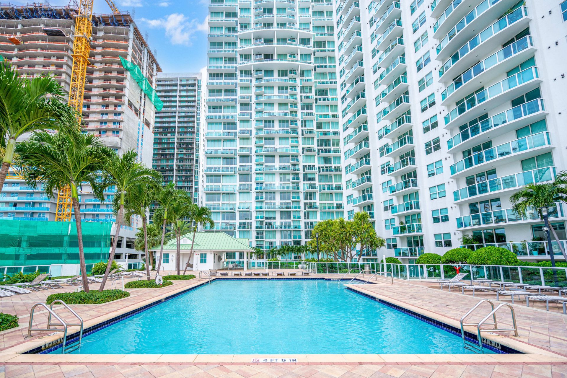41 SE 5th Street, Unit #417, Miami, FL 33131 Photo